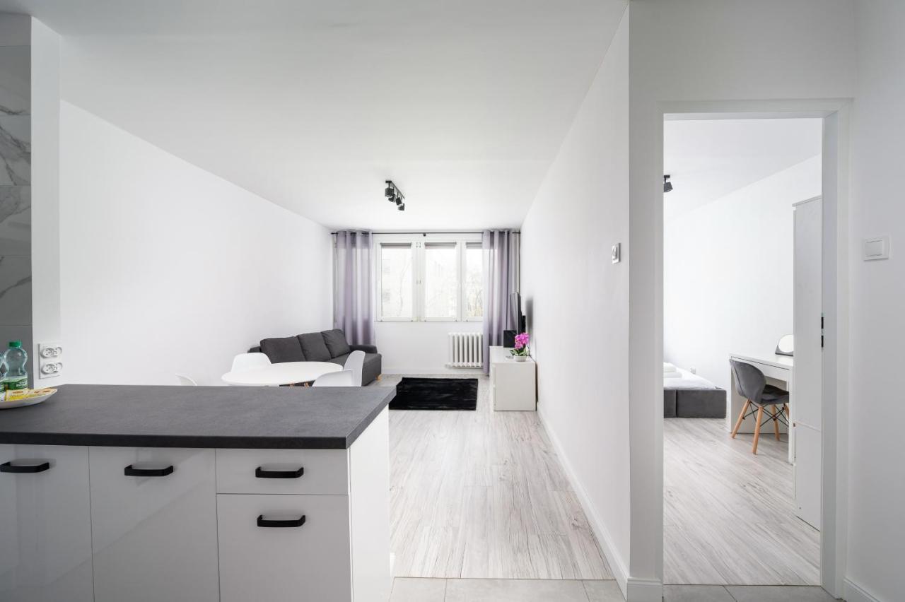 Wierzbno Modern Apartment Варшава Экстерьер фото