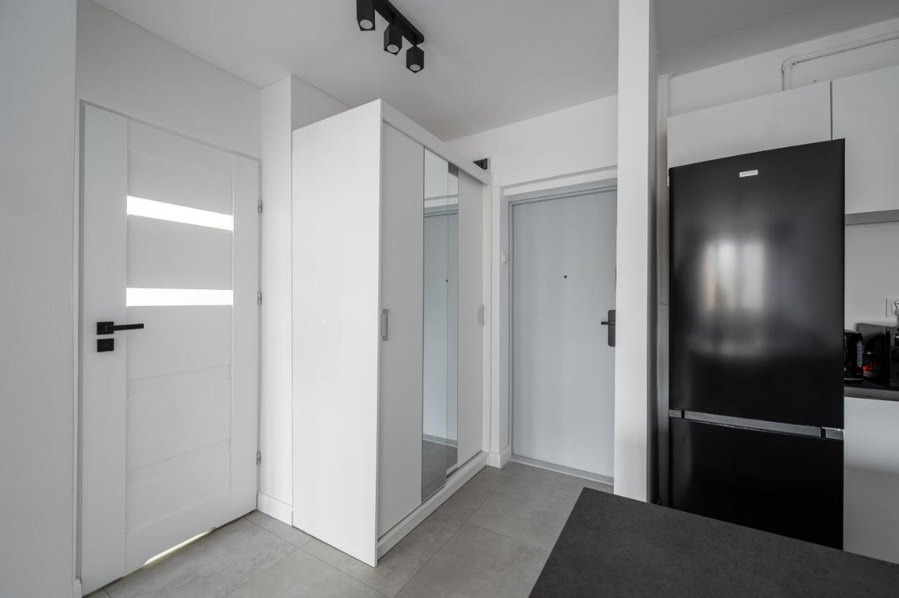 Wierzbno Modern Apartment Варшава Экстерьер фото