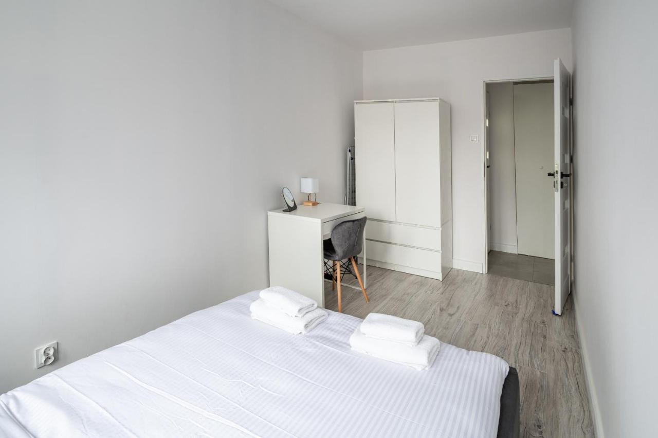 Wierzbno Modern Apartment Варшава Экстерьер фото